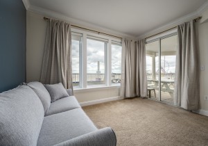 belmont201-13-primary-bedroom.jpg