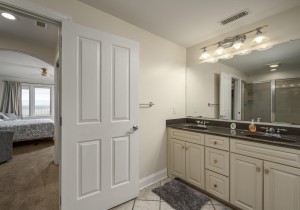 belmont201-15-primary-bath.jpg