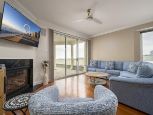 belmont201-2-living-area.jpg