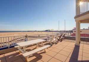 belmont201-6293-balcony.jpg