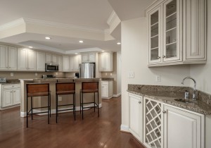 belmont201-7-kitchen.jpg