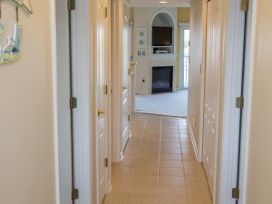 img-1271-hallway-kelsey.jpg