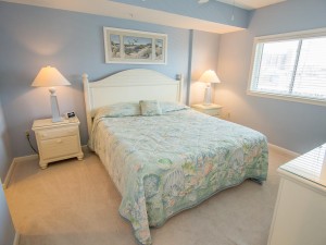 img-1278-master-bedroom-kelsey.jpg