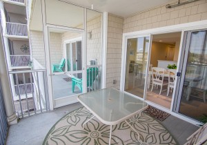 img-1304-screen-porch-kelsey.jpg