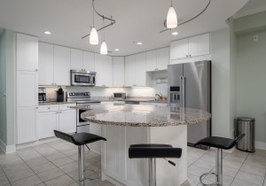 gateway503-12-kitchen.jpg