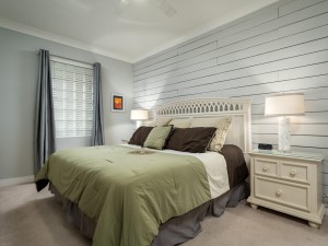 gateway503-22-primary-bedroom.jpg