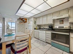 century2202-14-kitchen-and-dining.jpg