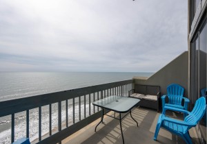 century2202-3-balcony-view-south.jpg