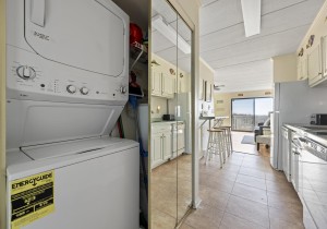 db109-19-laundry.jpg