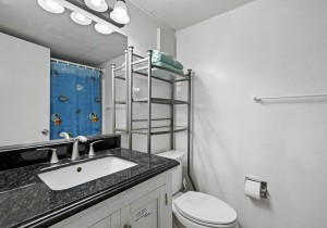 db109-20-full-bath.jpg