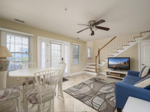 isabella3-34-1st-floor-den.jpg