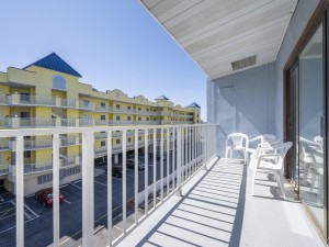 60east3e-10.jpg