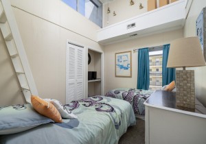60east3e-19-bedroom-3.jpg