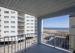 60east3e-4-view.jpg
