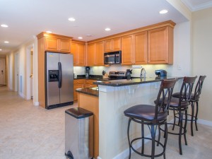 marinerswatch306-5290-kitchen.jpg