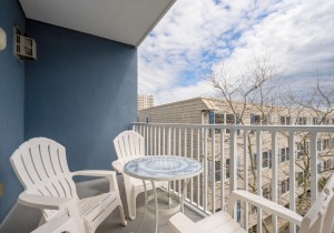 astoria303-1-balcony-new.jpg