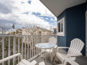 astoria303-2-balcony-new.jpg