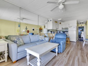 constellation207-10-living-area.jpg