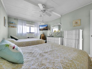 constellation207-11-bedroom.jpg