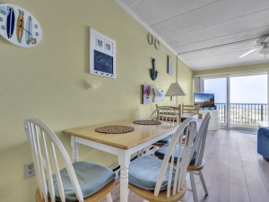 constellation207-7-dining.jpg