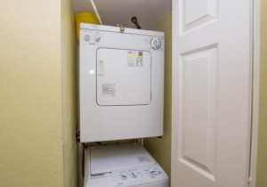 constellationhouse207-3928-washer-and-dryer.jpg