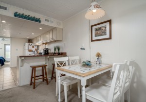 starboard3h-12-dining.jpg