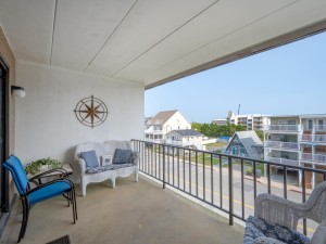 starboard3h-4-balcony.jpg