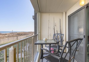 saltysands103-11balcony.jpg