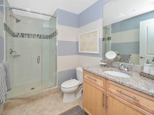 17-opt-bathroom-2.jpg