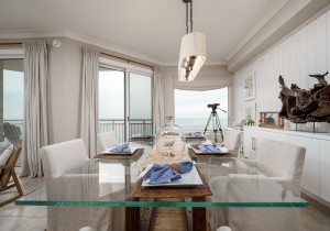 gateway909-8-dining-area.jpg