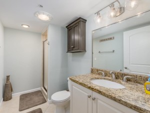 makai605-7bath1.jpg