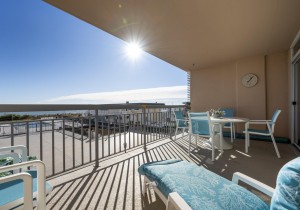 fountainhead303-3-balcony.jpg