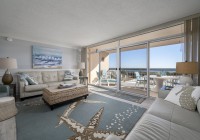 fountainhead303-8-living-area.jpg