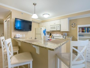 makai503-6186-kitchen.jpg