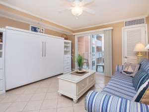rsz-makai403-6051-liv-area.jpg