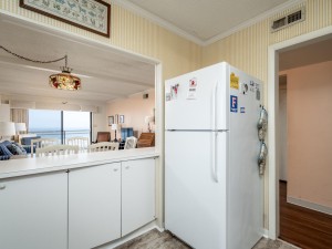 towers304-6-kitchen.jpg