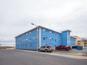 windjammer201-5121-exterior-street-side.jpg