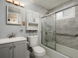 jammer306-7-bath.jpg