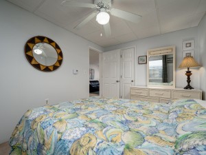 jammer306-9-bedroom.jpg