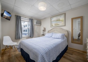 jammer101-11-bedroom-1.jpg