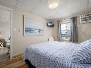 jammer101-12-bedroom-1.jpg