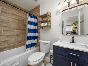 jammer101-17-bath-1.jpg