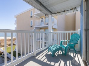 windjammer309-8balcony.jpg