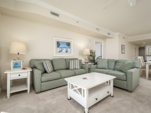 southbeach402-17-new-living-area.jpg