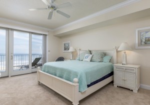 southbeach402-6masterbed.jpg