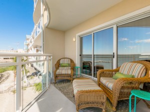 bellavista105-5balconynew.jpg