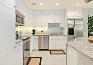14-kitchen.jpg