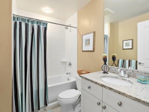 24-bath-2.jpg