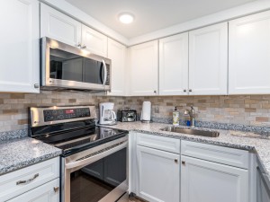 lelisa106-3newkitchen.jpg