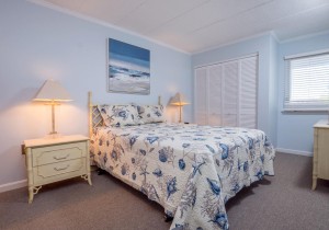 lelisa106-4966-bedroom-1.jpg